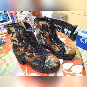 Steve Madden Fashion Sparkle Fancy Ankle Boots Bumpy 3" Heels Sz 8M